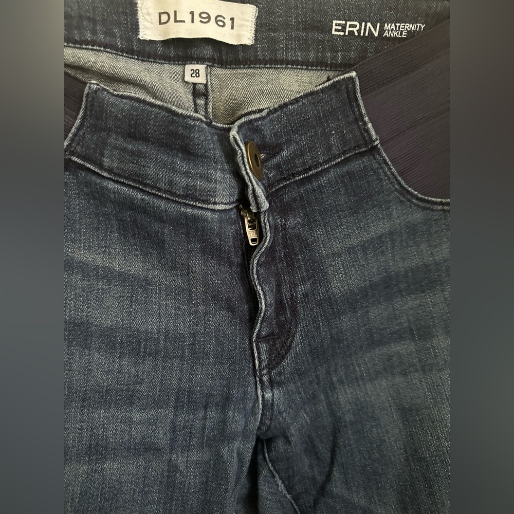DL1961 Erin Maternity Ankle Skinny Jeans Exclusively for a Pea in the Pod 28 - Picture 7 of 13